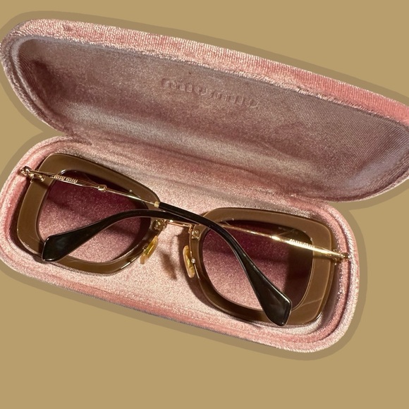 Miu Miu Black & Gold Acetate SMU 07O Square Lense Metal Frame Sunglasses W/ Case - Picture 9 of 16